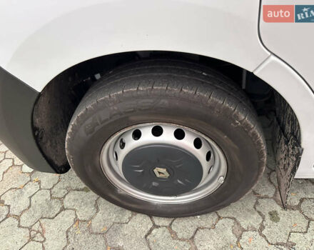 Білий Рено Мастєр, об'ємом двигуна 2.3 л та пробігом 190 тис. км за 19200 $, фото 15 на Automoto.ua