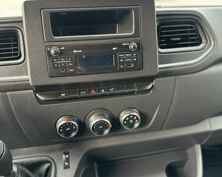 Белый Рено Мастер, объемом двигателя 2.3 л и пробегом 240 тыс. км за 18500 $, фото 59 на Automoto.ua