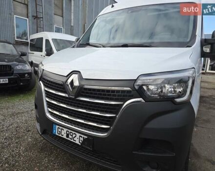 Белый Рено Мастер, объемом двигателя 2.3 л и пробегом 206 тыс. км за 21000 $, фото 4 на Automoto.ua