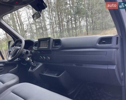 Белый Рено Мастер, объемом двигателя 2.3 л и пробегом 180 тыс. км за 22000 $, фото 32 на Automoto.ua