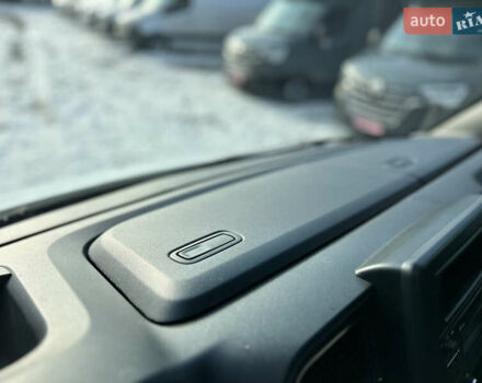 Белый Рено Мастер, объемом двигателя 2.3 л и пробегом 200 тыс. км за 17850 $, фото 48 на Automoto.ua