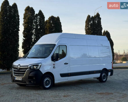Белый Рено Мастер, объемом двигателя 2.3 л и пробегом 210 тыс. км за 19500 $, фото 1 на Automoto.ua