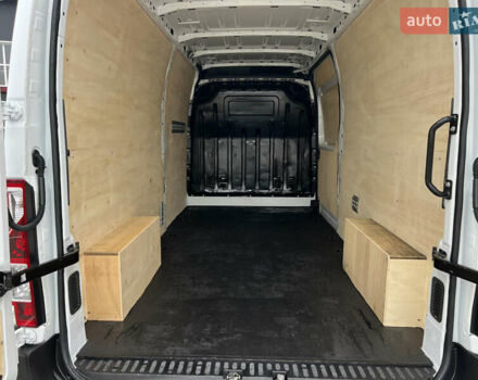 Белый Рено Мастер, объемом двигателя 2.3 л и пробегом 233 тыс. км за 17900 $, фото 79 на Automoto.ua