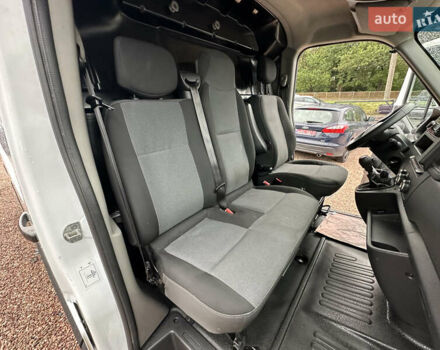 Білий Рено Мастєр, об'ємом двигуна 2.3 л та пробігом 204 тис. км за 22300 $, фото 22 на Automoto.ua