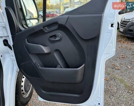 Білий Рено Мастєр, об'ємом двигуна 2.3 л та пробігом 205 тис. км за 20500 $, фото 24 на Automoto.ua