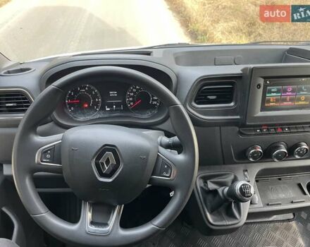 Белый Рено Мастер, объемом двигателя 2.3 л и пробегом 180 тыс. км за 22000 $, фото 42 на Automoto.ua