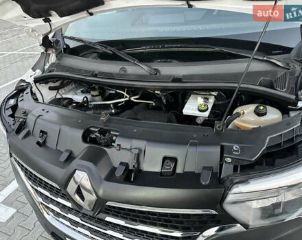 Білий Рено Мастєр, об'ємом двигуна 2.3 л та пробігом 171 тис. км за 18800 $, фото 71 на Automoto.ua