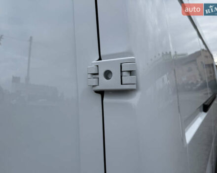 Білий Рено Мастєр, об'ємом двигуна 0 л та пробігом 266 тис. км за 21300 $, фото 17 на Automoto.ua