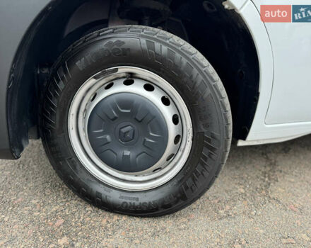 Білий Рено Мастєр, об'ємом двигуна 2.3 л та пробігом 267 тис. км за 21500 $, фото 7 на Automoto.ua