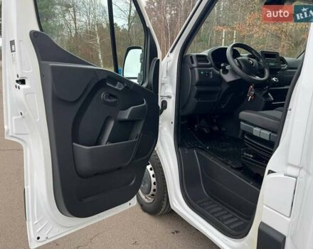 Белый Рено Мастер, объемом двигателя 2.3 л и пробегом 293 тыс. км за 24999 $, фото 44 на Automoto.ua
