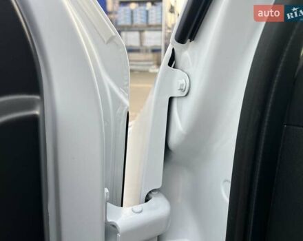 Білий Рено Мастєр, об'ємом двигуна 2.3 л та пробігом 164 тис. км за 19750 $, фото 64 на Automoto.ua