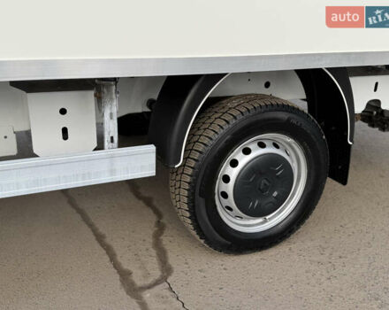 Белый Рено Мастер, объемом двигателя 2.3 л и пробегом 255 тыс. км за 24900 $, фото 14 на Automoto.ua