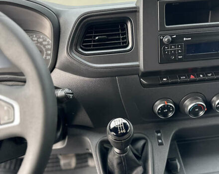 Белый Рено Мастер, объемом двигателя 2.3 л и пробегом 240 тыс. км за 18500 $, фото 58 на Automoto.ua