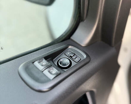 Белый Рено Мастер, объемом двигателя 2.3 л и пробегом 230 тыс. км за 19950 $, фото 21 на Automoto.ua