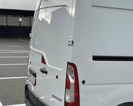 Белый Рено Мастер, объемом двигателя 2.3 л и пробегом 240 тыс. км за 18500 $, фото 23 на Automoto.ua