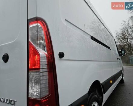 Білий Рено Мастєр, об'ємом двигуна 2.3 л та пробігом 217 тис. км за 18900 $, фото 30 на Automoto.ua
