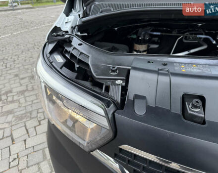 Білий Рено Мастєр, об'ємом двигуна 0 л та пробігом 266 тис. км за 21300 $, фото 87 на Automoto.ua