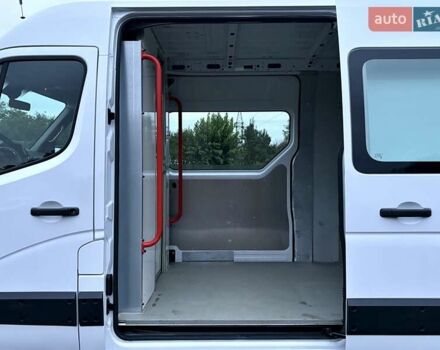 Белый Рено Мастер, объемом двигателя 2.3 л и пробегом 223 тыс. км за 17200 $, фото 12 на Automoto.ua