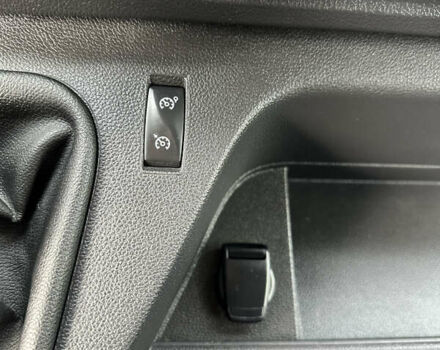 Белый Рено Мастер, объемом двигателя 2.3 л и пробегом 240 тыс. км за 18500 $, фото 65 на Automoto.ua