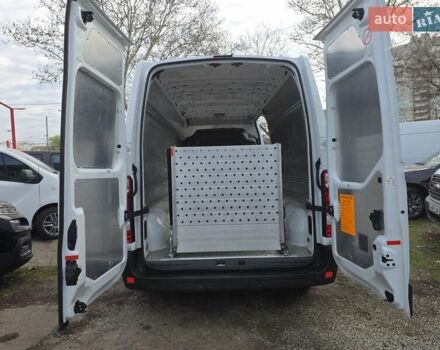 Белый Рено Мастер, объемом двигателя 2.3 л и пробегом 206 тыс. км за 21000 $, фото 29 на Automoto.ua