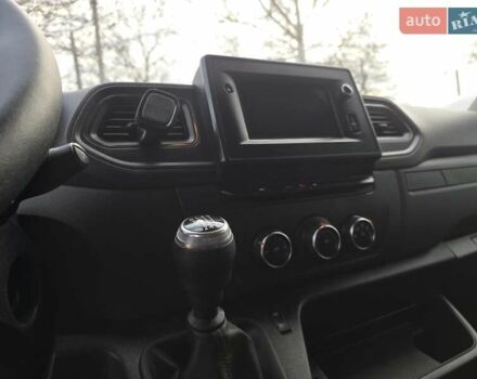 Белый Рено Мастер, объемом двигателя 2.3 л и пробегом 206 тыс. км за 21000 $, фото 19 на Automoto.ua