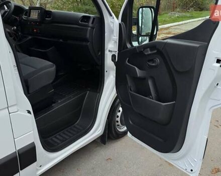 Белый Рено Мастер, объемом двигателя 2.3 л и пробегом 193 тыс. км за 21700 $, фото 27 на Automoto.ua