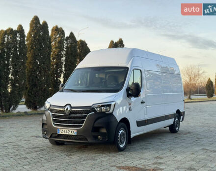 Белый Рено Мастер, объемом двигателя 2.3 л и пробегом 210 тыс. км за 19500 $, фото 3 на Automoto.ua