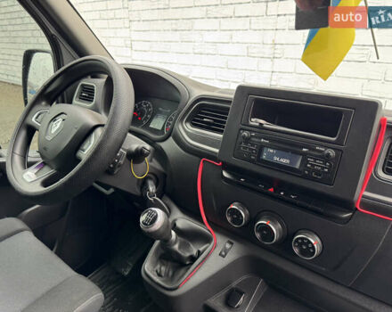 Белый Рено Мастер, объемом двигателя 2.3 л и пробегом 242 тыс. км за 21000 $, фото 29 на Automoto.ua