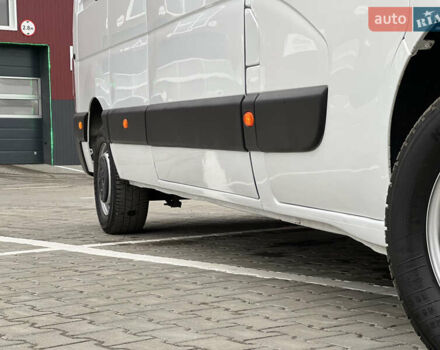 Белый Рено Мастер, объемом двигателя 2.3 л и пробегом 233 тыс. км за 17900 $, фото 31 на Automoto.ua