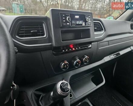 Белый Рено Мастер, объемом двигателя 2.3 л и пробегом 184 тыс. км за 18300 $, фото 45 на Automoto.ua