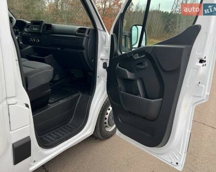 Белый Рено Мастер, объемом двигателя 2.3 л и пробегом 293 тыс. км за 24999 $, фото 64 на Automoto.ua