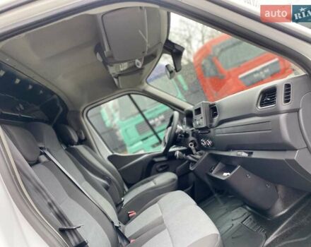 Білий Рено Мастєр, об'ємом двигуна 2.3 л та пробігом 168 тис. км за 18350 $, фото 32 на Automoto.ua