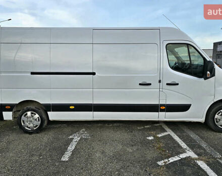 Белый Рено Мастер, объемом двигателя 2.3 л и пробегом 352 тыс. км за 17900 $, фото 2 на Automoto.ua