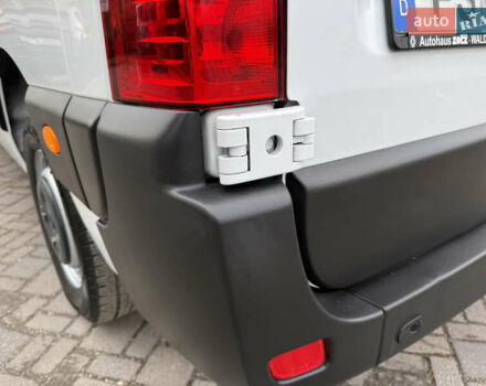 Білий Рено Мастєр, об'ємом двигуна 0 л та пробігом 266 тис. км за 21300 $, фото 11 на Automoto.ua