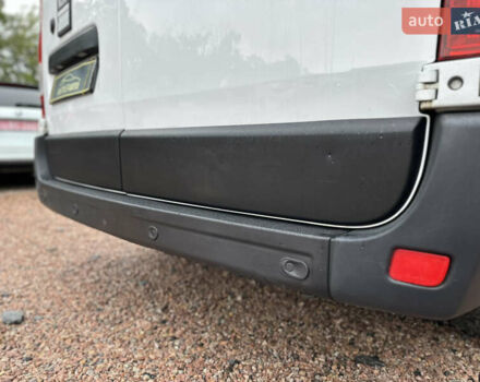 Білий Рено Мастєр, об'ємом двигуна 2.3 л та пробігом 204 тис. км за 22300 $, фото 9 на Automoto.ua