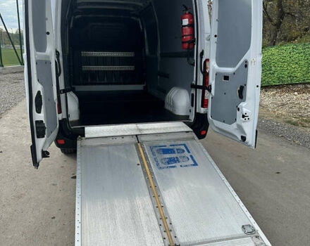 Белый Рено Мастер, объемом двигателя 2.3 л и пробегом 193 тыс. км за 22500 $, фото 36 на Automoto.ua