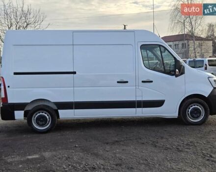 Белый Рено Мастер, объемом двигателя 2.3 л и пробегом 179 тыс. км за 18900 $, фото 4 на Automoto.ua