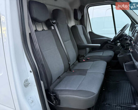 Белый Рено Мастер, объемом двигателя 0 л и пробегом 252 тыс. км за 18800 $, фото 50 на Automoto.ua