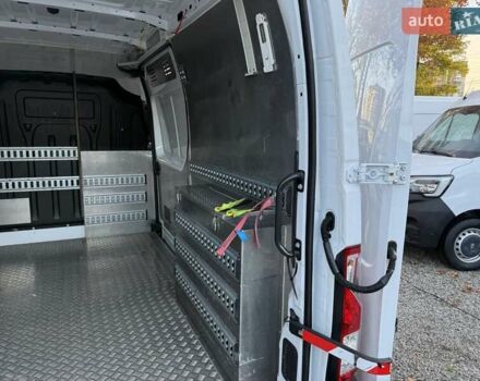 Білий Рено Мастєр, об'ємом двигуна 2.3 л та пробігом 205 тис. км за 20500 $, фото 49 на Automoto.ua