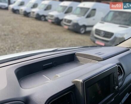 Белый Рено Мастер, объемом двигателя 2.3 л и пробегом 138 тыс. км за 18850 $, фото 42 на Automoto.ua