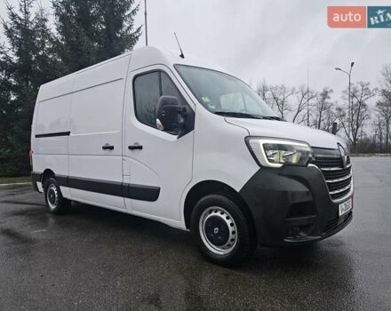 Белый Рено Мастер, объемом двигателя 2.3 л и пробегом 184 тыс. км за 18300 $, фото 9 на Automoto.ua