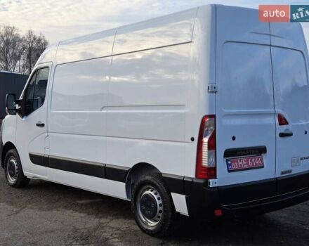 Белый Рено Мастер, объемом двигателя 2.3 л и пробегом 179 тыс. км за 18900 $, фото 23 на Automoto.ua