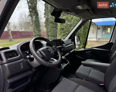 Белый Рено Мастер, объемом двигателя 2.3 л и пробегом 66 тыс. км за 25500 $, фото 30 на Automoto.ua