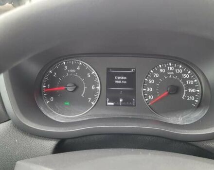 Белый Рено Мастер, объемом двигателя 2.3 л и пробегом 178 тыс. км за 20800 $, фото 10 на Automoto.ua