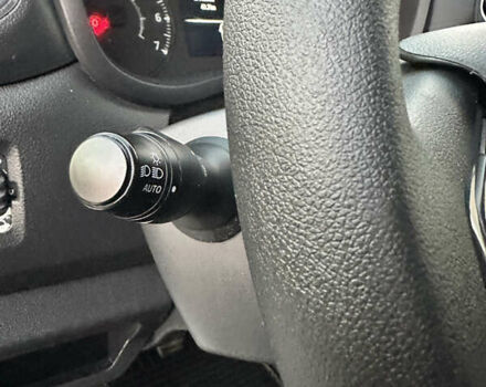 Білий Рено Мастєр, об'ємом двигуна 2.3 л та пробігом 171 тис. км за 18800 $, фото 29 на Automoto.ua