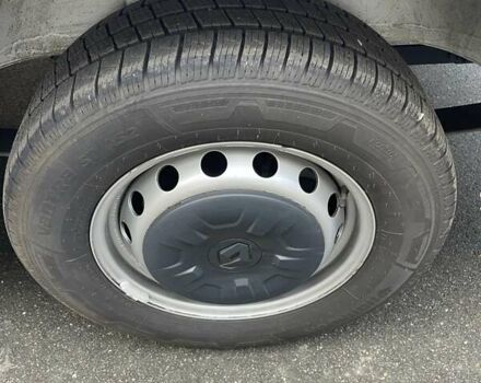 Белый Рено Мастер, объемом двигателя 2.3 л и пробегом 180 тыс. км за 22000 $, фото 12 на Automoto.ua