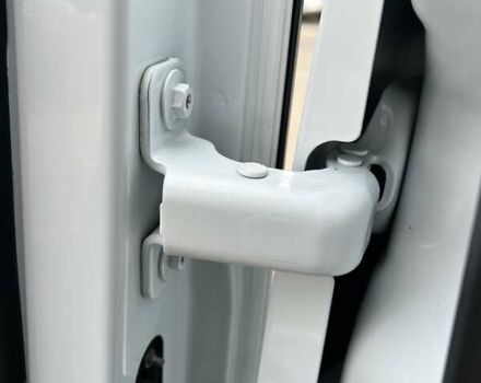 Білий Рено Мастєр, об'ємом двигуна 2.3 л та пробігом 164 тис. км за 19750 $, фото 61 на Automoto.ua