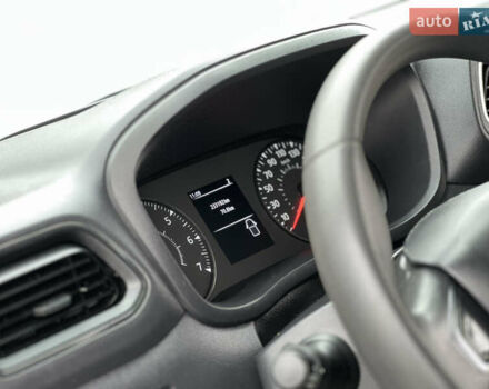 Белый Рено Мастер, объемом двигателя 2.3 л и пробегом 233 тыс. км за 17900 $, фото 90 на Automoto.ua