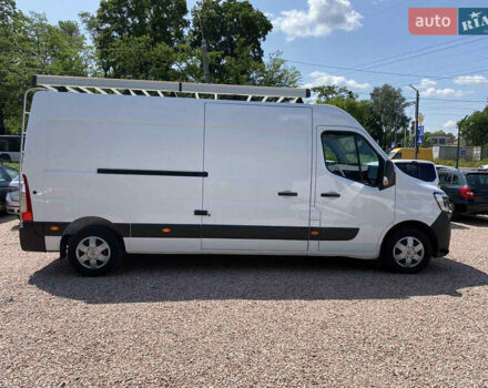 Белый Рено Мастер, объемом двигателя 2.3 л и пробегом 204 тыс. км за 20800 $, фото 2 на Automoto.ua