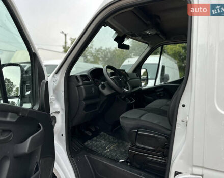 Білий Рено Мастєр, об'ємом двигуна 2.3 л та пробігом 204 тис. км за 22300 $, фото 15 на Automoto.ua